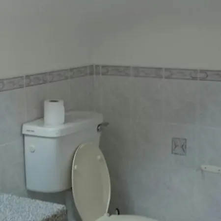 Nocleg ze śniadaniem Larchill